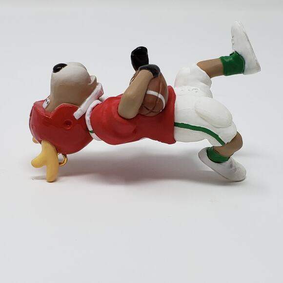 1993 Hallmark Blitzen #8 Reindeer Champs Keepsake Handcrafted Holiday Ornament. - Picture 4 of 7